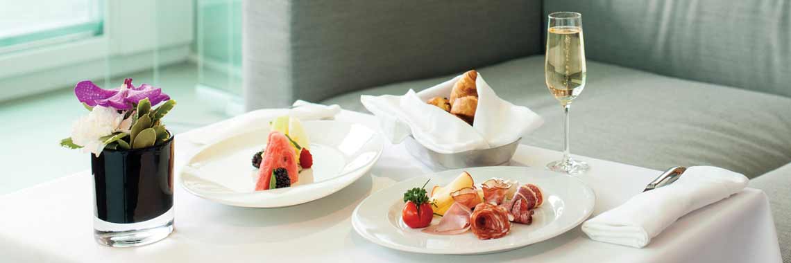 Onboard Dining